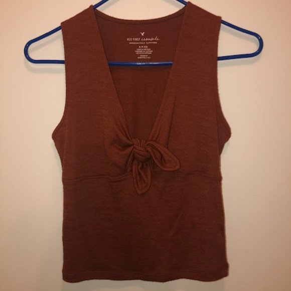 Crop Top with Bow - Picture 1 of 1